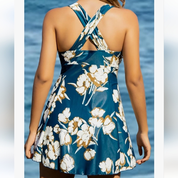 Cocopear Crossover Padded One Piece Blue Floral Skirted Swimsuit Size Large - Picture 2 of 13